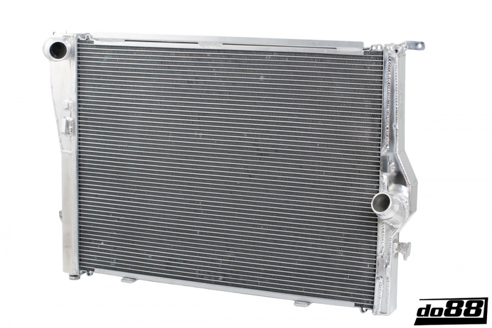 do88 radiator, BMW M3 E90 E92 E93