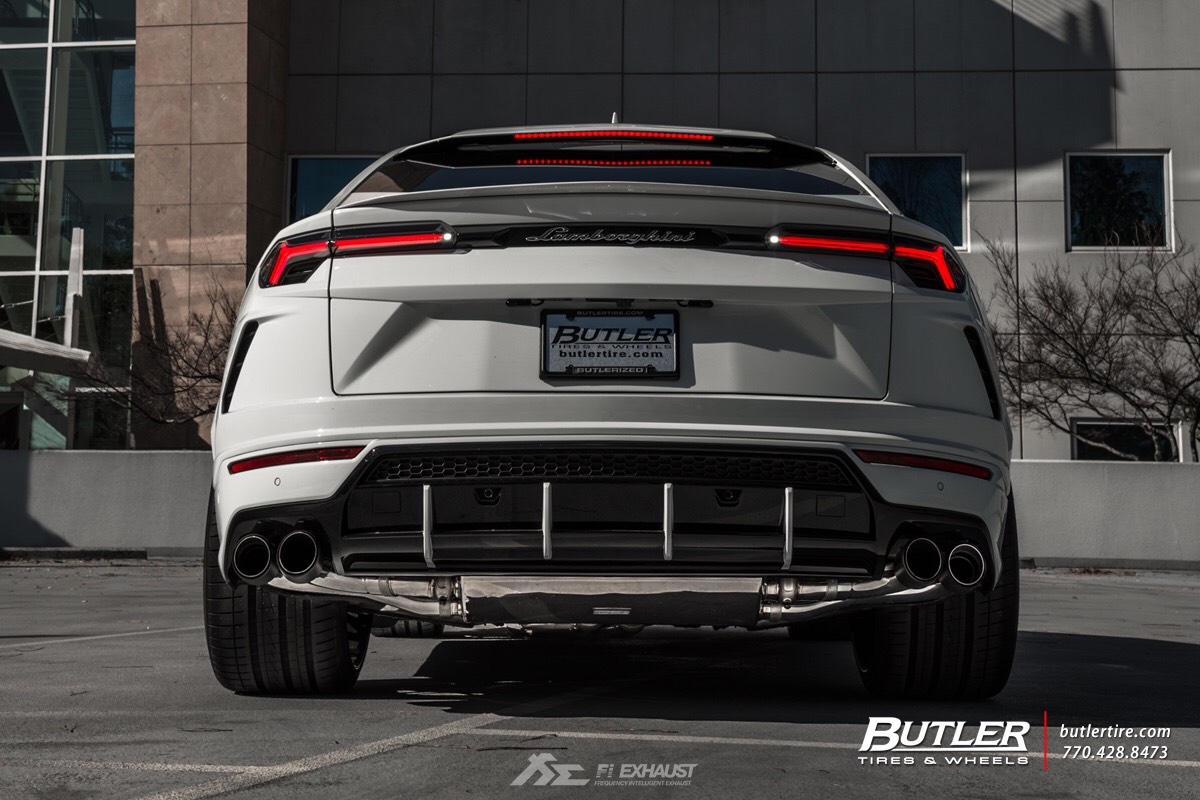 FI kipufogó Lamborghini Urus 2018+