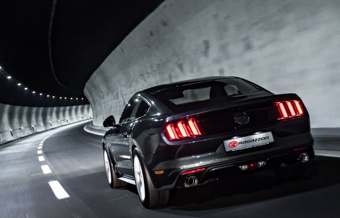 Ragazzon rozsdamentes közép és hátsó kipufogó kerek Sport Line véggel  FORD Mustang 5.0 V8 GT (310kW)