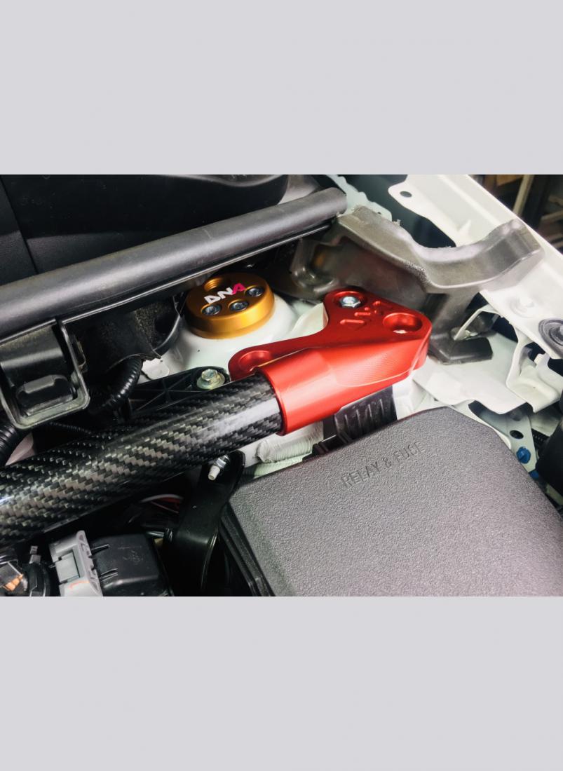 Toyota Yaris GR DNA Racing Carbon fiber front strut bar kit