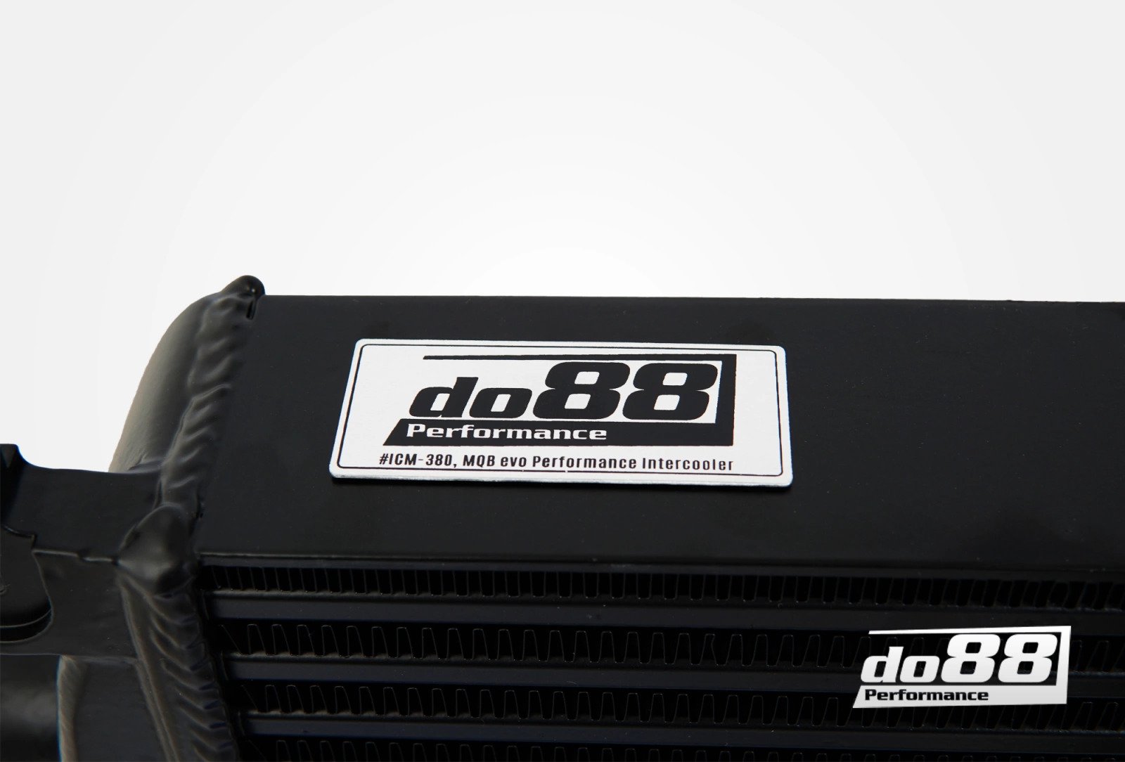 do88 nagy intercooler készlet,  VAG 2.0 TSI EA888 GEN4 300+hp