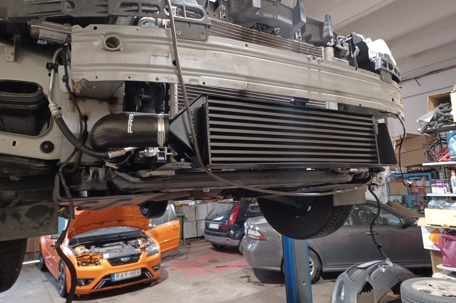 AIRTEC Intercooler Upgrade OPEL Astra 1.4 GTC