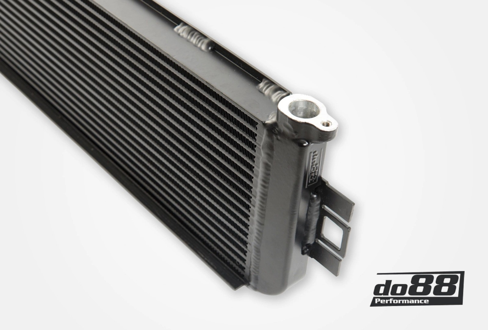 do88 Engine oil cooler, BMW M2 M3 M4 G80 G82 G87 (S58)