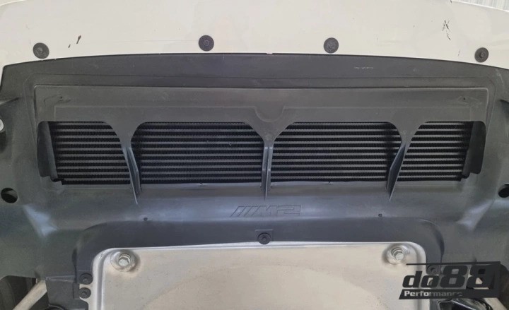 BMW F8X M2C M3 M4 Engine oil cooler Racing